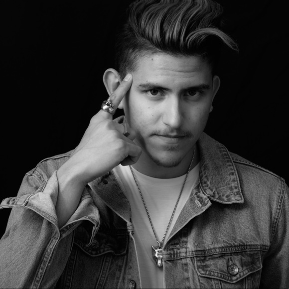 Meet your Posher, Dominick - Picture 1 of 1